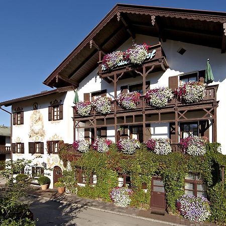 Отель Bayerischer Hof Garmisch Partenkirchen Экстерьер фото